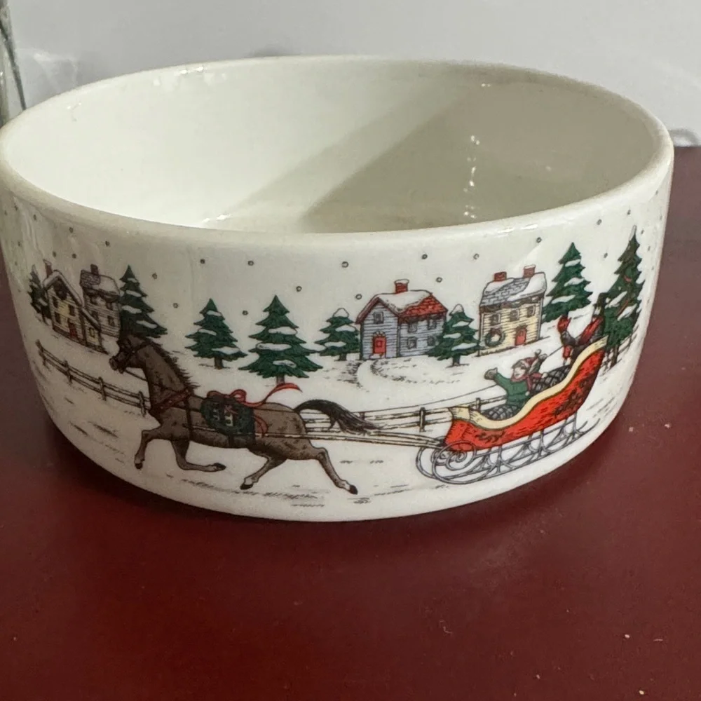 Studio round ceramic